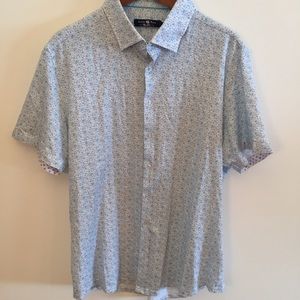 Stone Rose short sleeve shirt. Size small